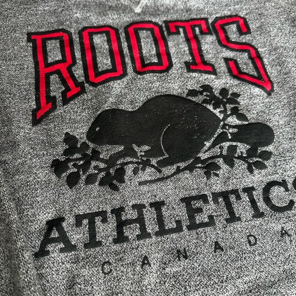 Women’s Roots Salt & Pepper Grey Crewneck Small - Picture 2 of 9